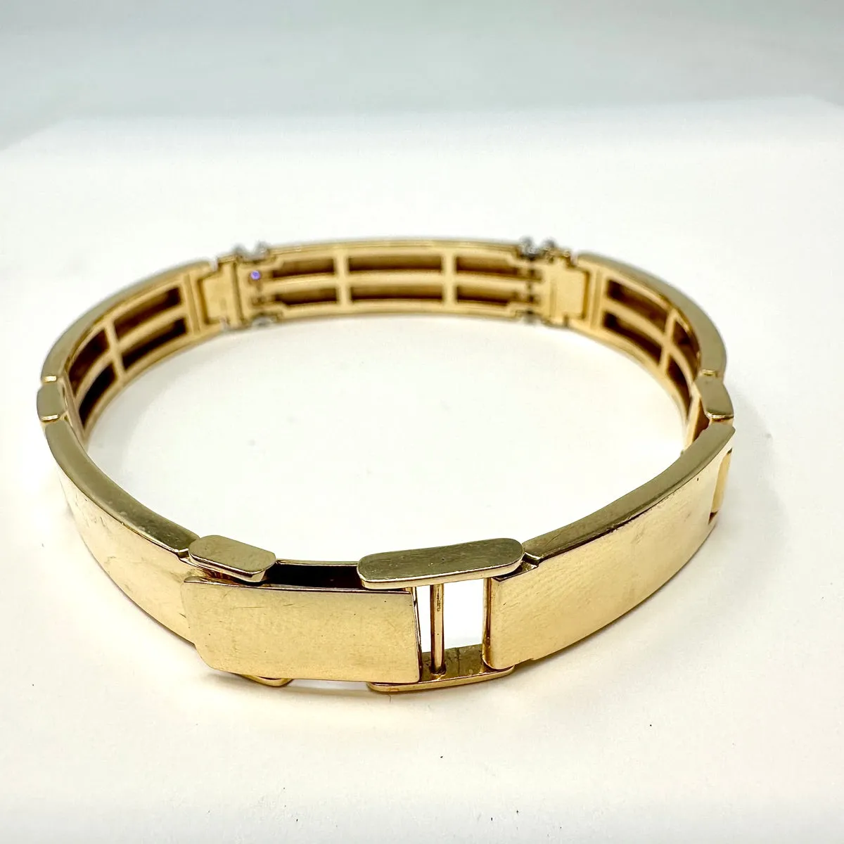14K Gold  Bracelet with Diamonds