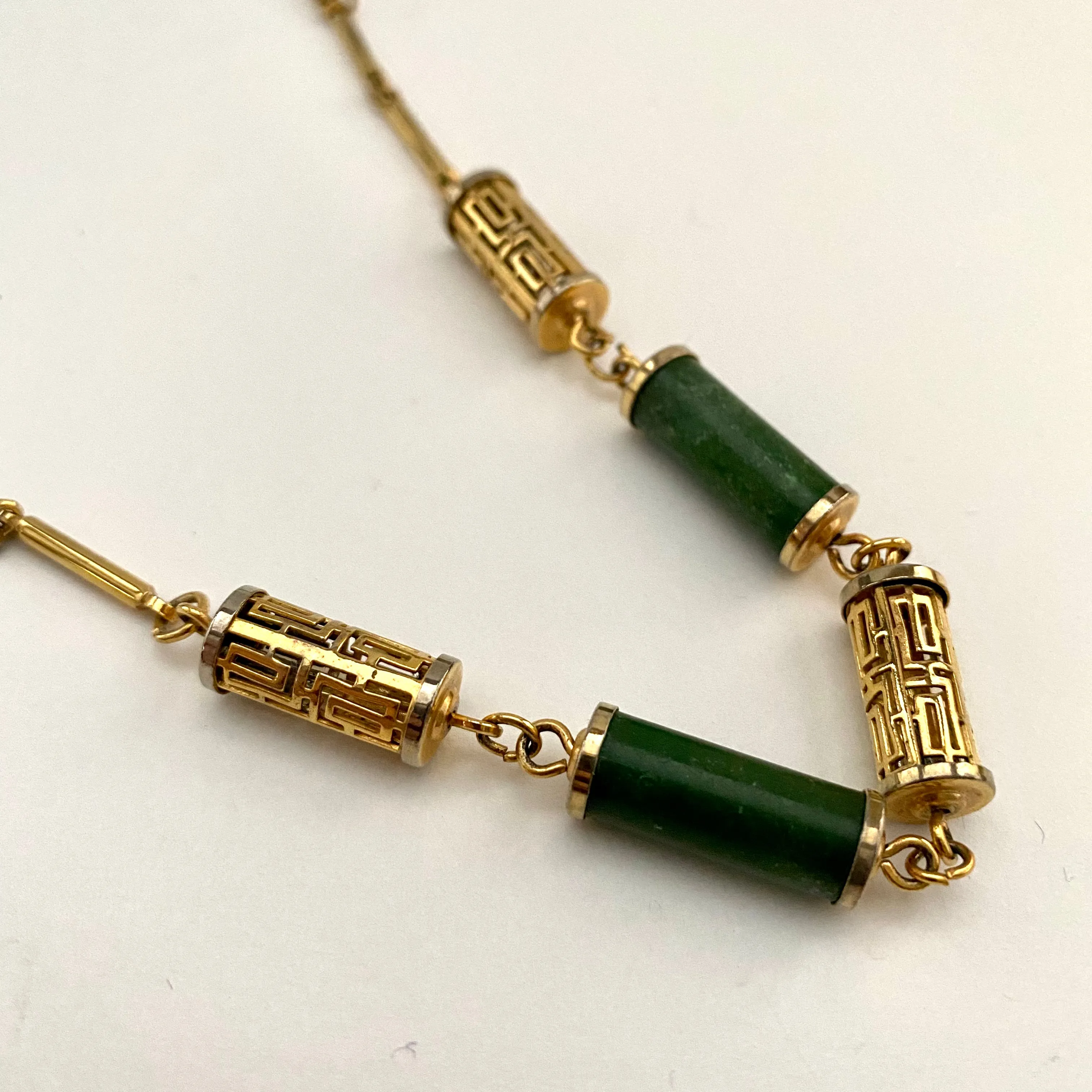 1978 Sarah Coventry Oriental Lanterns Necklace
