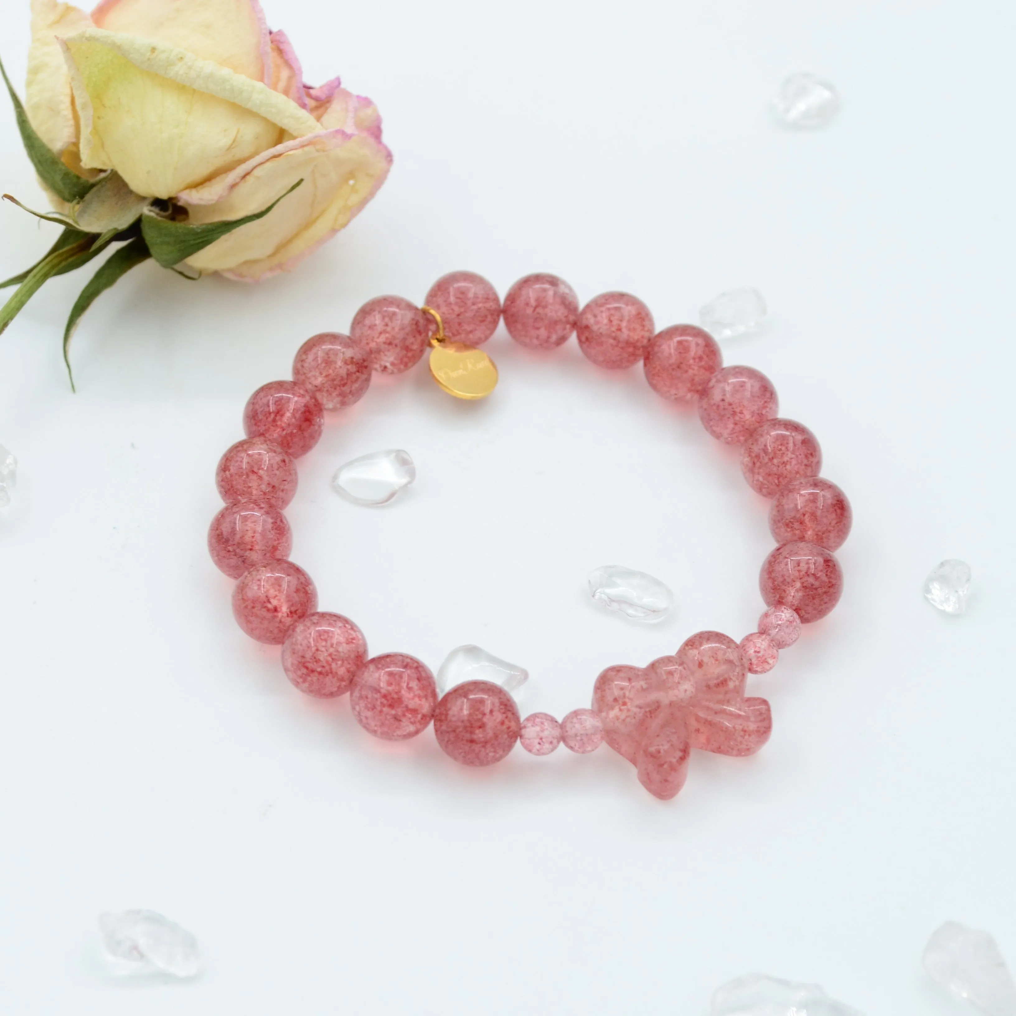 A natural strawberry crystal bracelet that attracts love