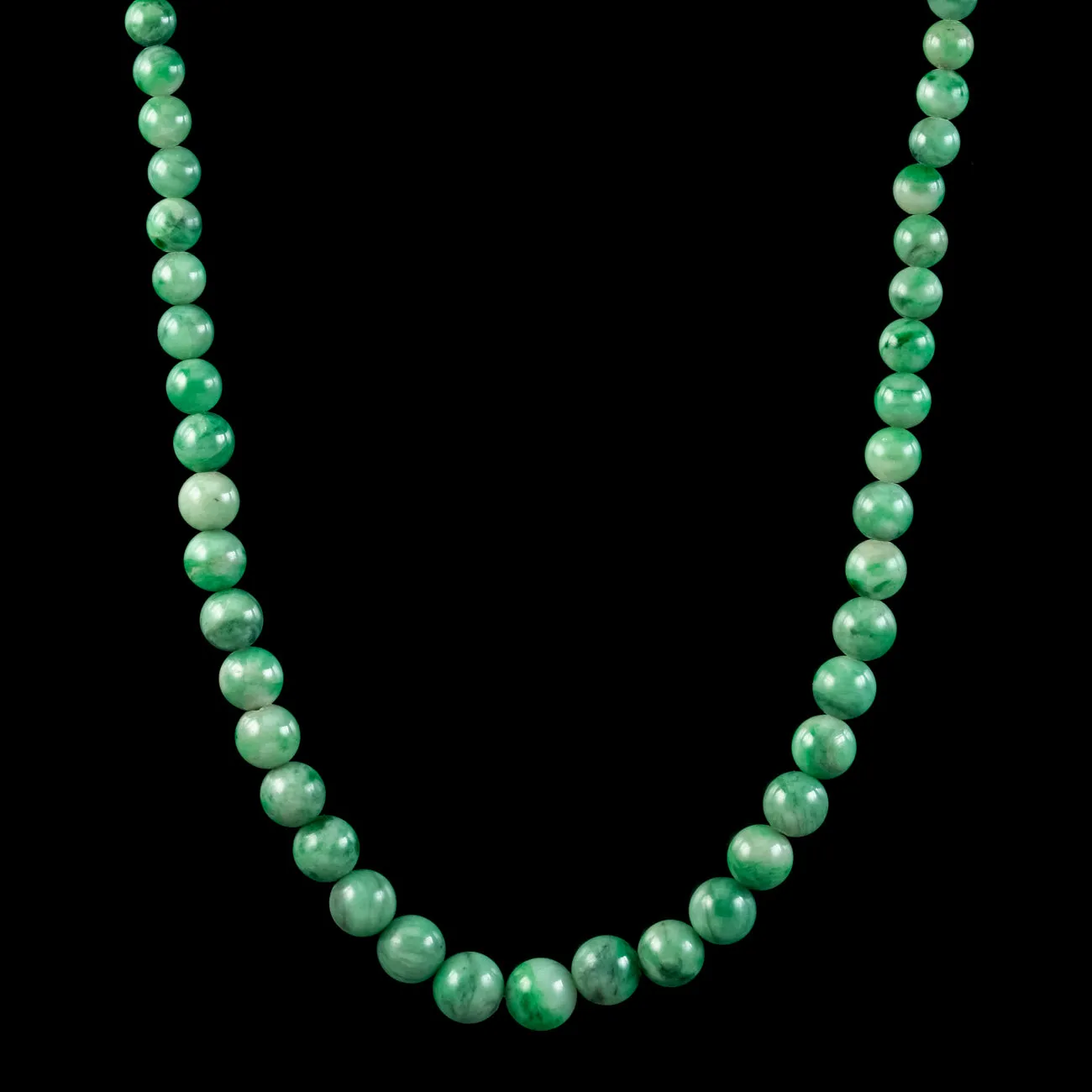 Antique Victorian Jade Bead Necklace 9ct Gold Clasp Circa 1900