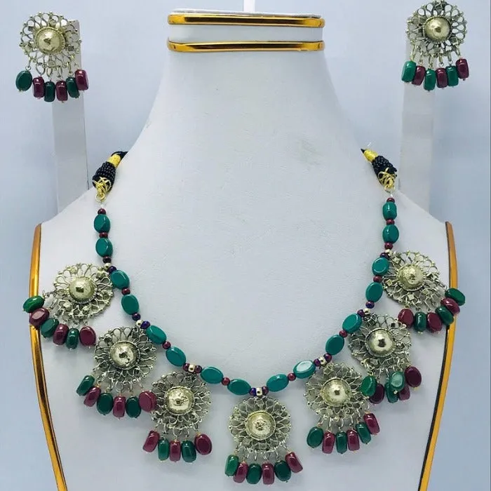 Beaded Stone Motifs Choker Necklace With Earrings Jewelry Set