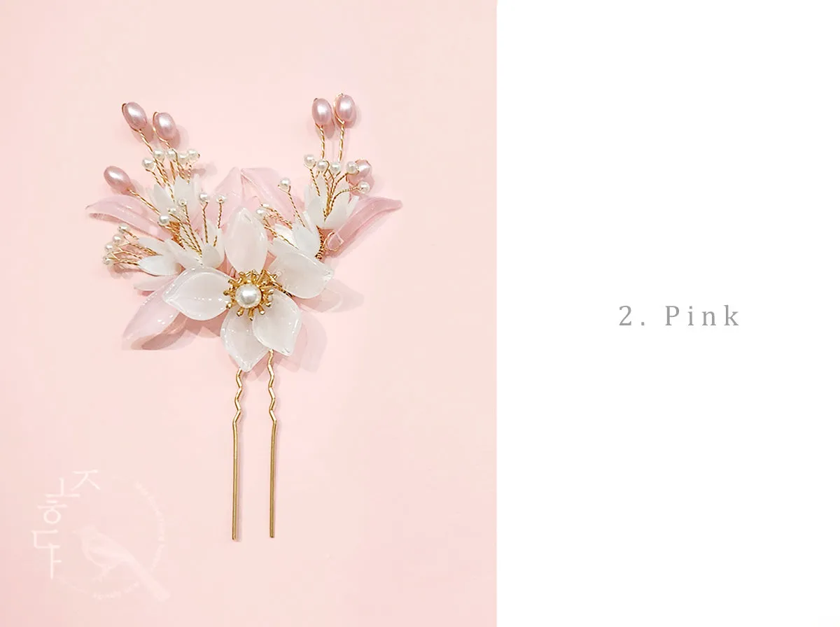 Cute Flower Hair Pin in Pink and Blue (2 Colors)