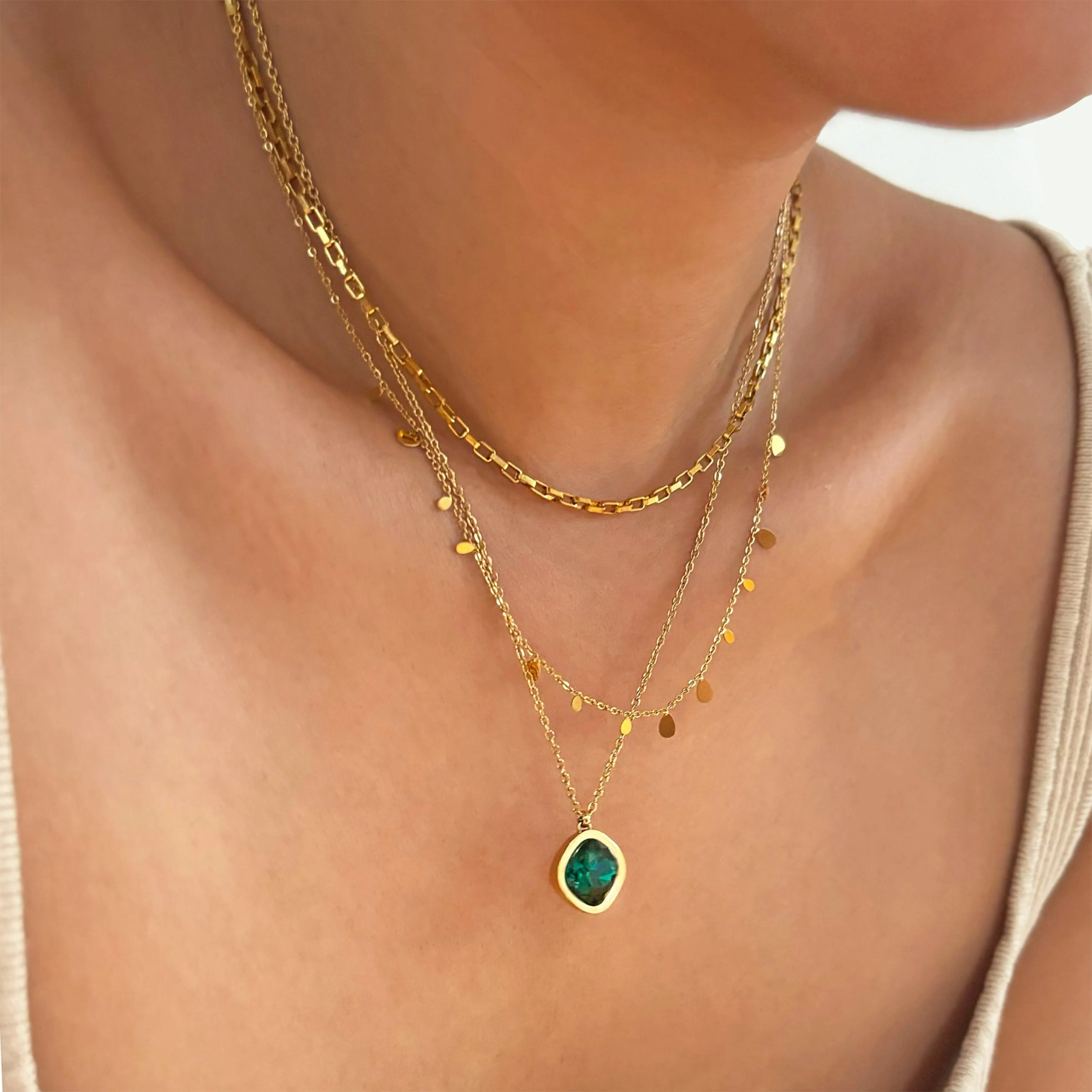 DESIREE EMERALD BIRTHSTONE PENDANT - MAY