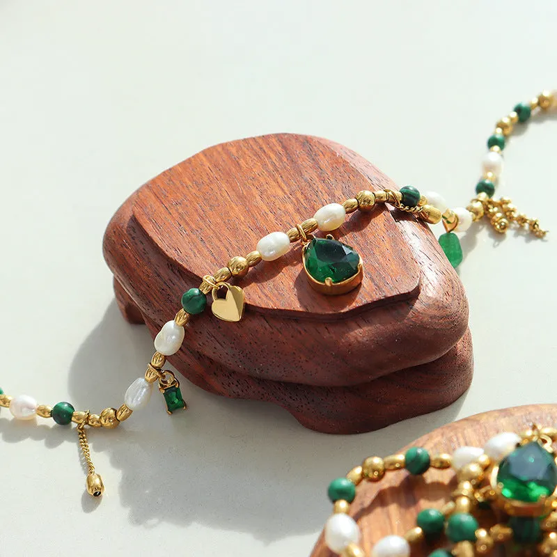 Elegant Court Style Pearl and Gem Pendant Necklace