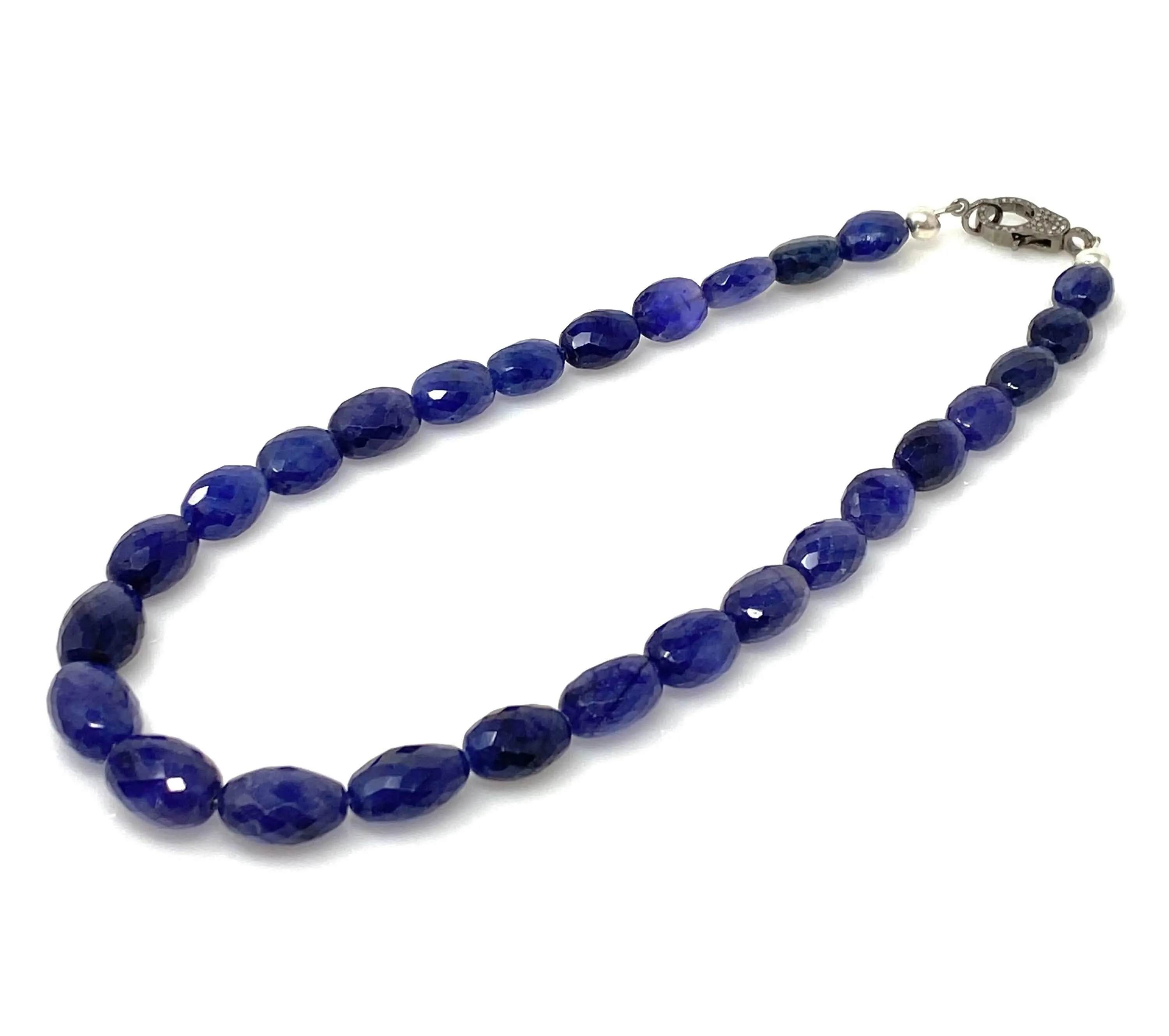 Exquisite 16.85” Handcrafted Blue Sapphire Necklace with Pave Diamond Clasp