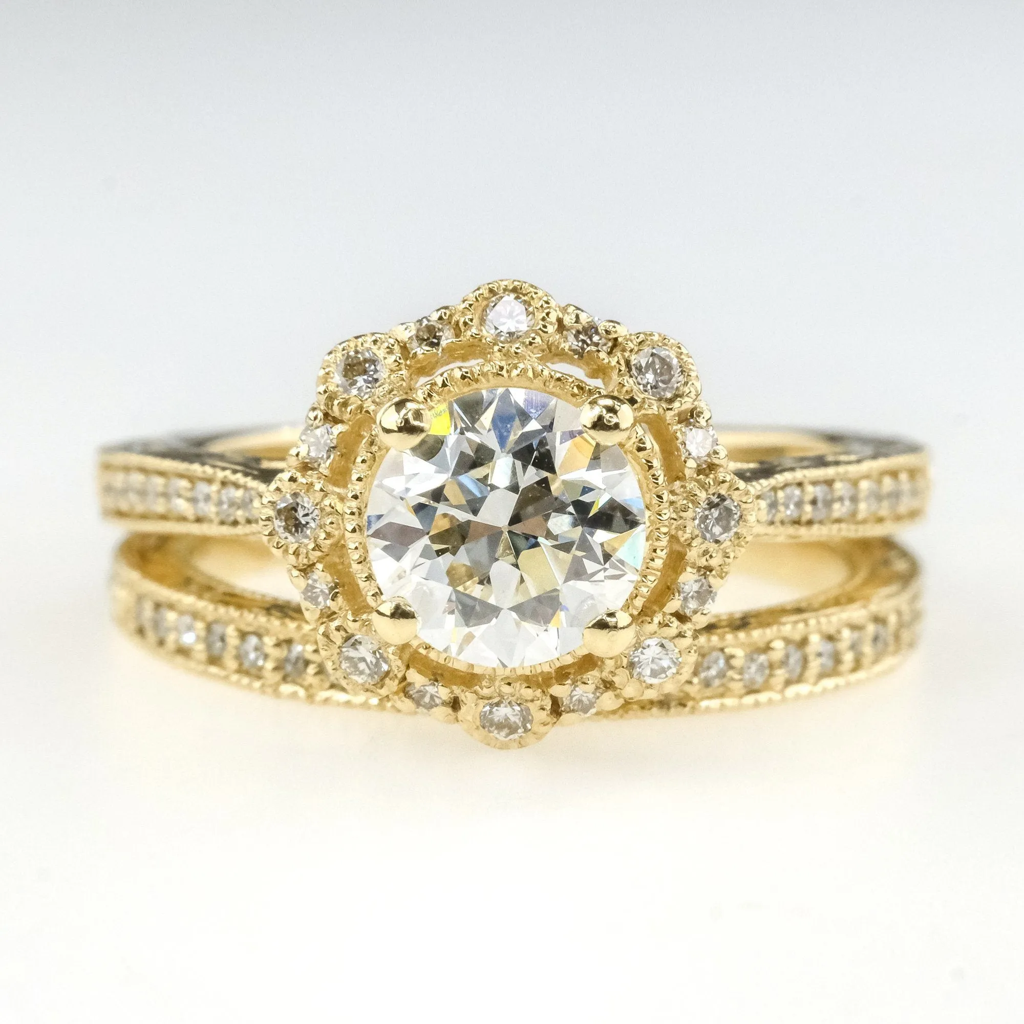 GIA 0.93ct VS2/H Round Diamond Halo Accented Bridal Set in 14K Yellow Gold