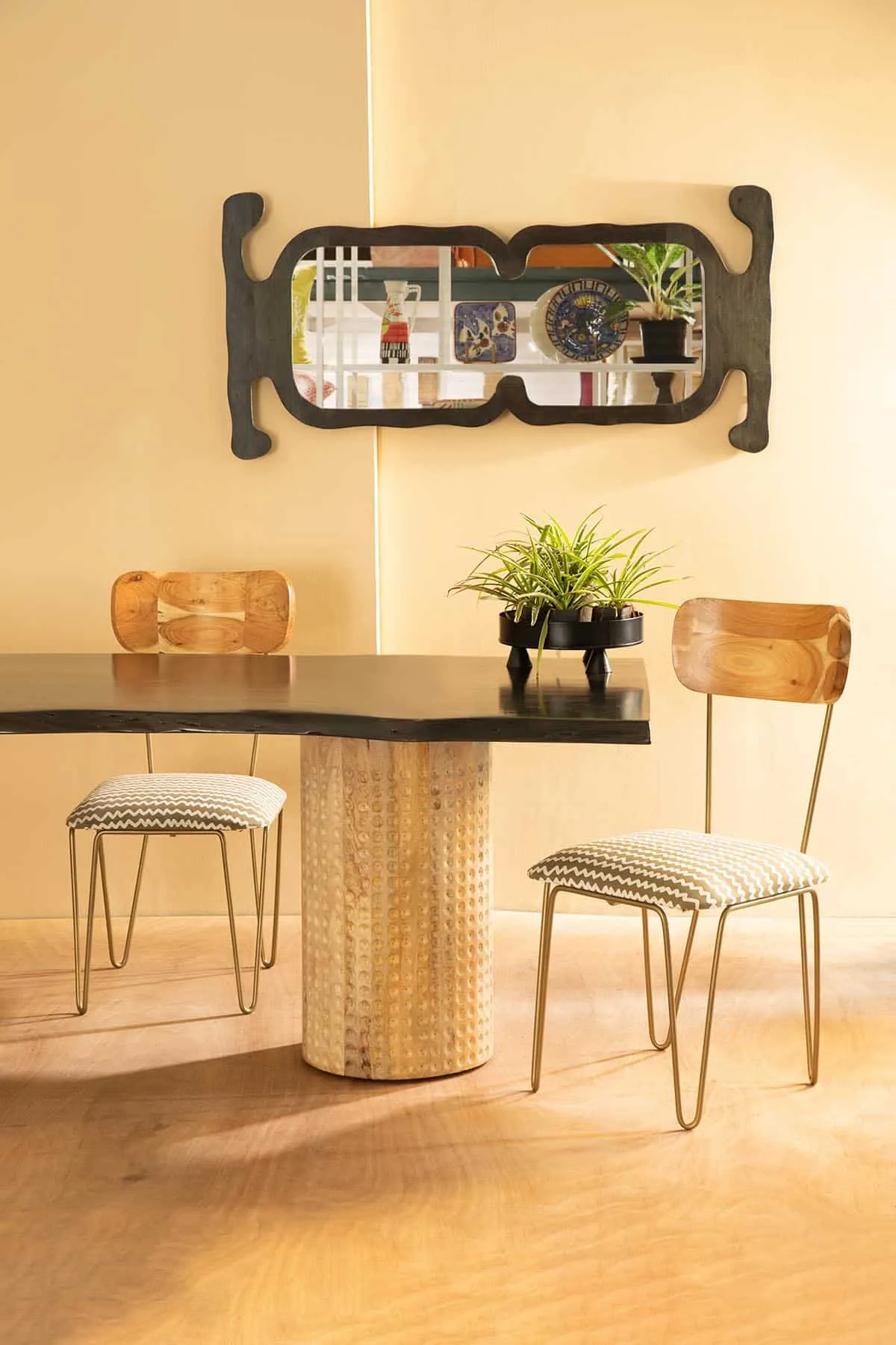 Hairpin Mango Wood And Metal Chair