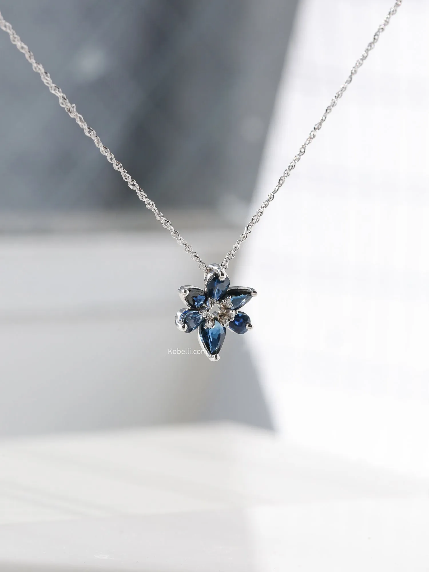 Leia Dark Sapphire Flower Necklace