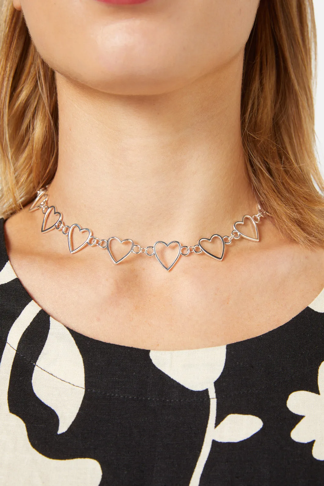 Metal Hearts Choker
