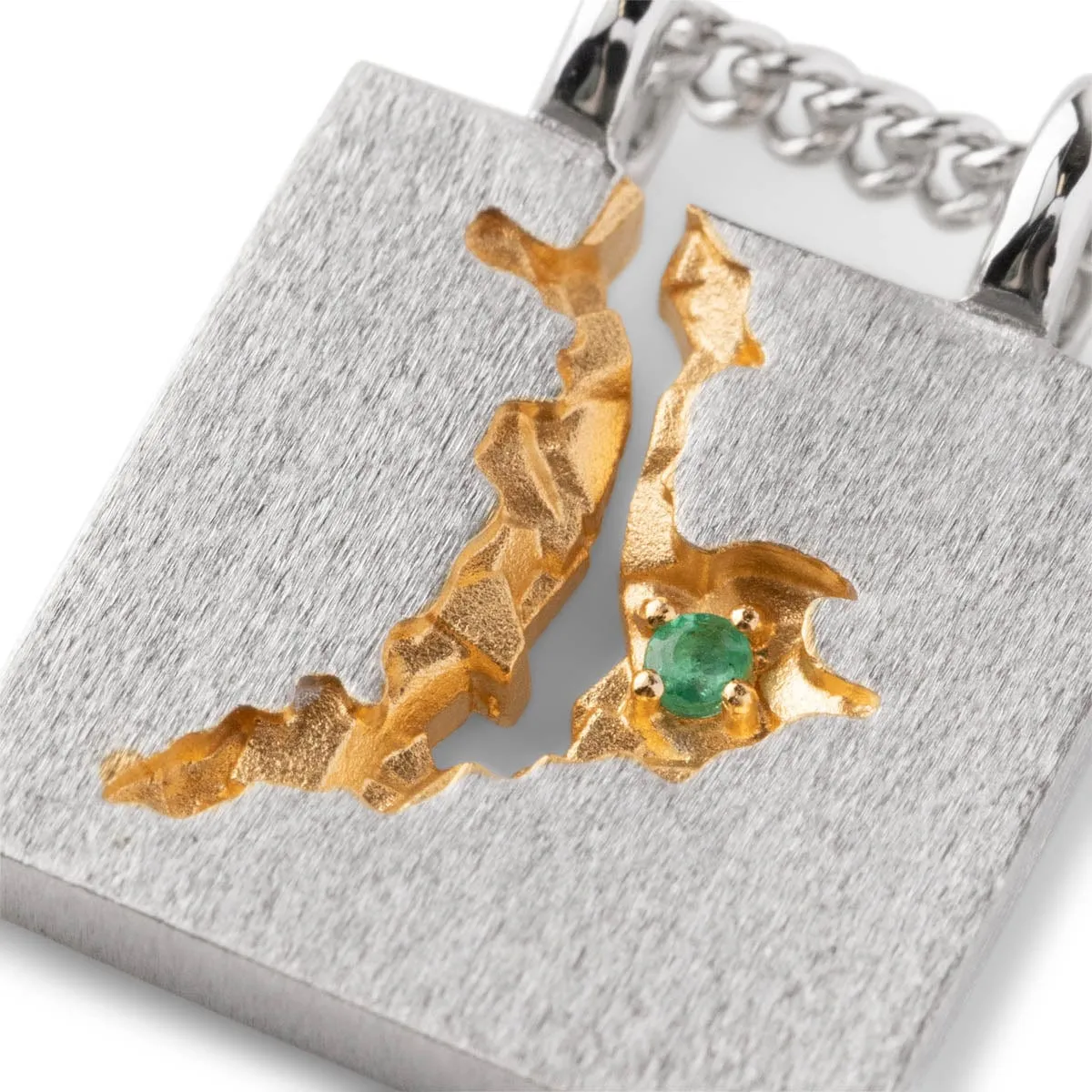 MINED PENDANT EMERALD NECKLACE