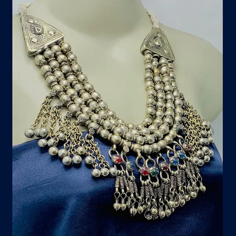 Multilayers Beaded Choker Necklace With Glass Stones
