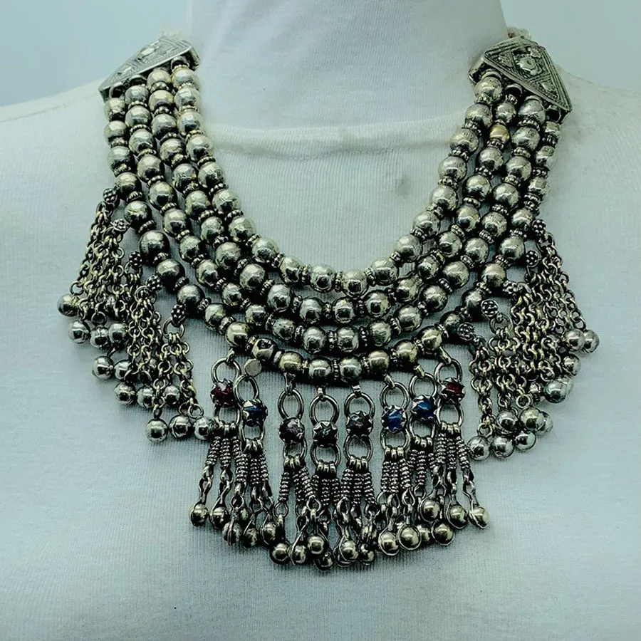 Multilayers Beaded Choker Necklace With Glass Stones