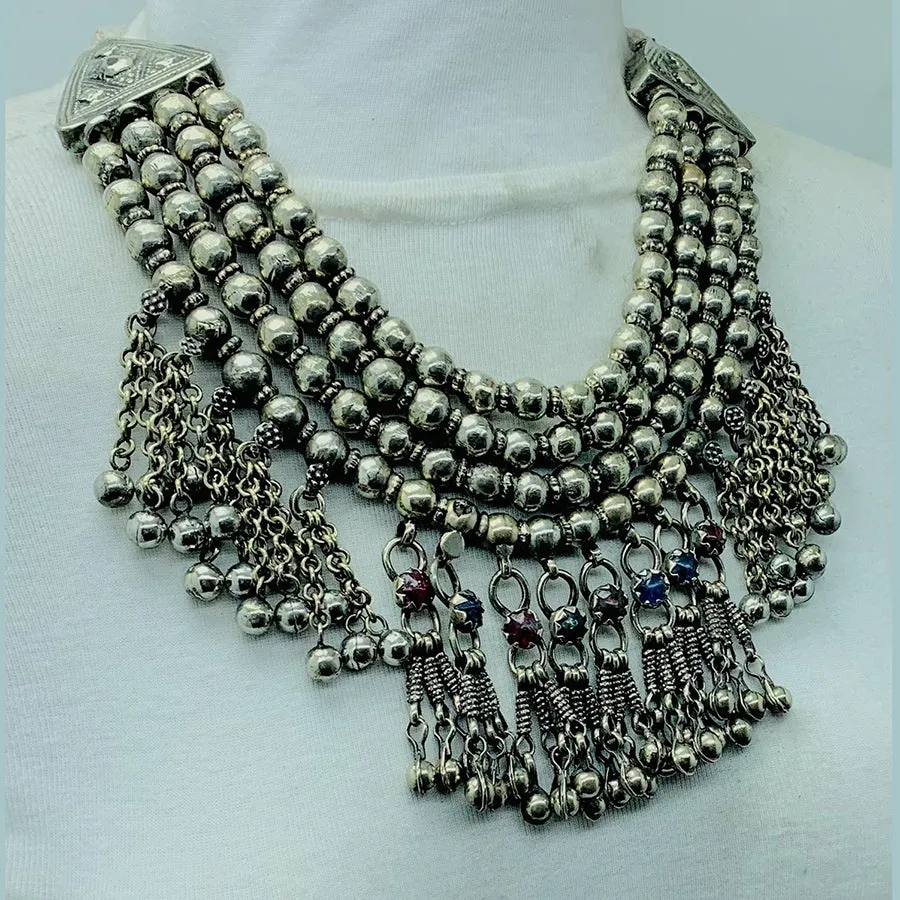 Multilayers Beaded Choker Necklace With Glass Stones