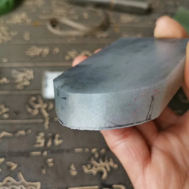 Natural Hetian Jade Rough Nephrite Raw (109g, 6X4.7X1.2cm)
