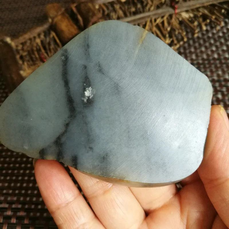 Natural Hetian Jade Rough Nephrite Raw (112g, 7X5.5X1.5cm)