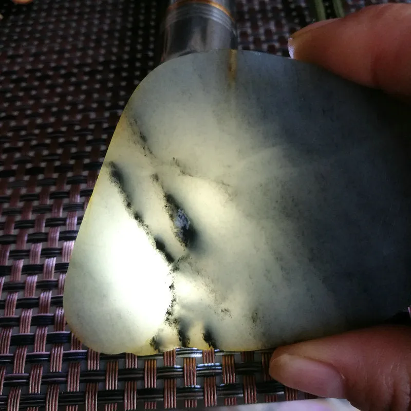 Natural Hetian Jade Rough Nephrite Raw (112g, 7X5.5X1.5cm)