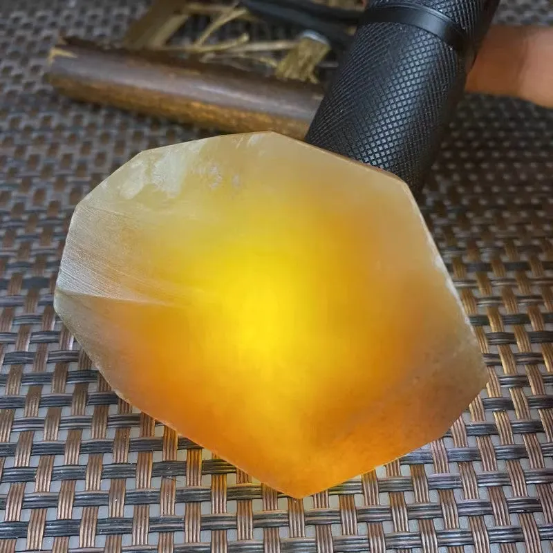 Natural Hetian Jade Rough Nephrite Raw (116g,6.4X5.0X2.0cm)