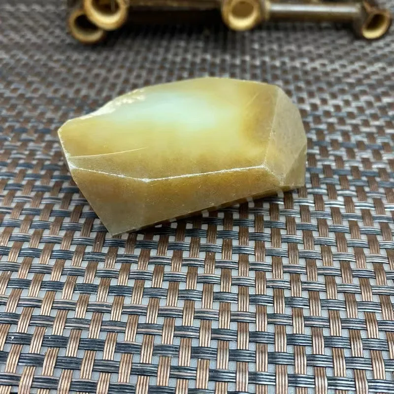Natural Hetian Jade Rough Nephrite Raw (116g,6.4X5.0X2.0cm)