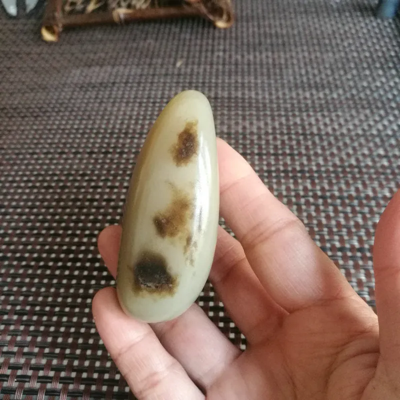 Natural Hetian Jade Rough Nephrite Raw (126g, 6.8X4X2.7cm)