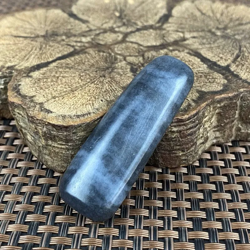 Natural Hetian Jade Rough Nephrite Raw (25g,5.3X2.0X1.1cm)
