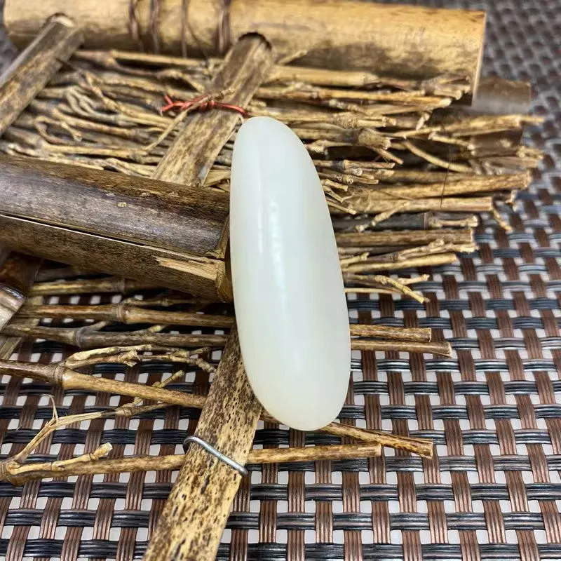 Natural Hetian Jade Rough Nephrite Raw (31g,4.4X3.1X1.3cm)