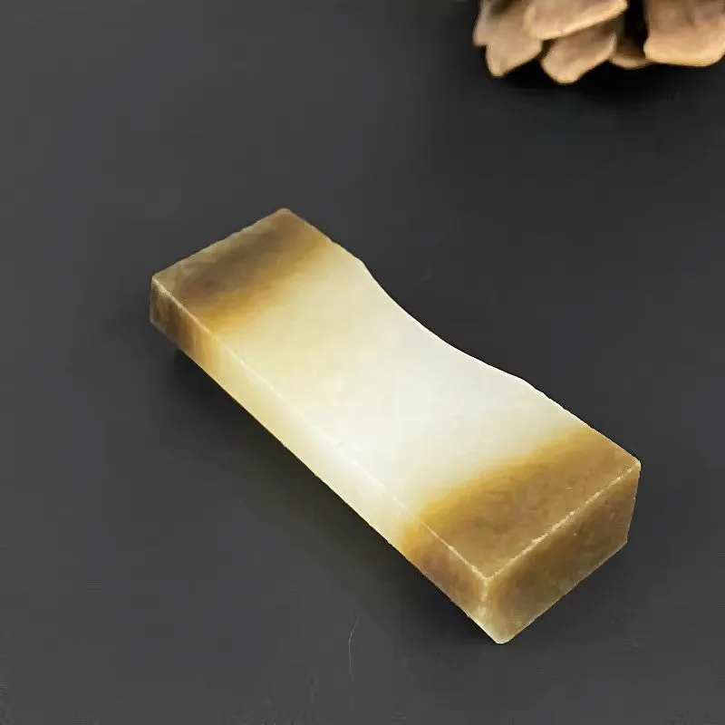 Natural Hetian Jade Rough Nephrite Raw (35g,5.3X1.8X1.2cm)