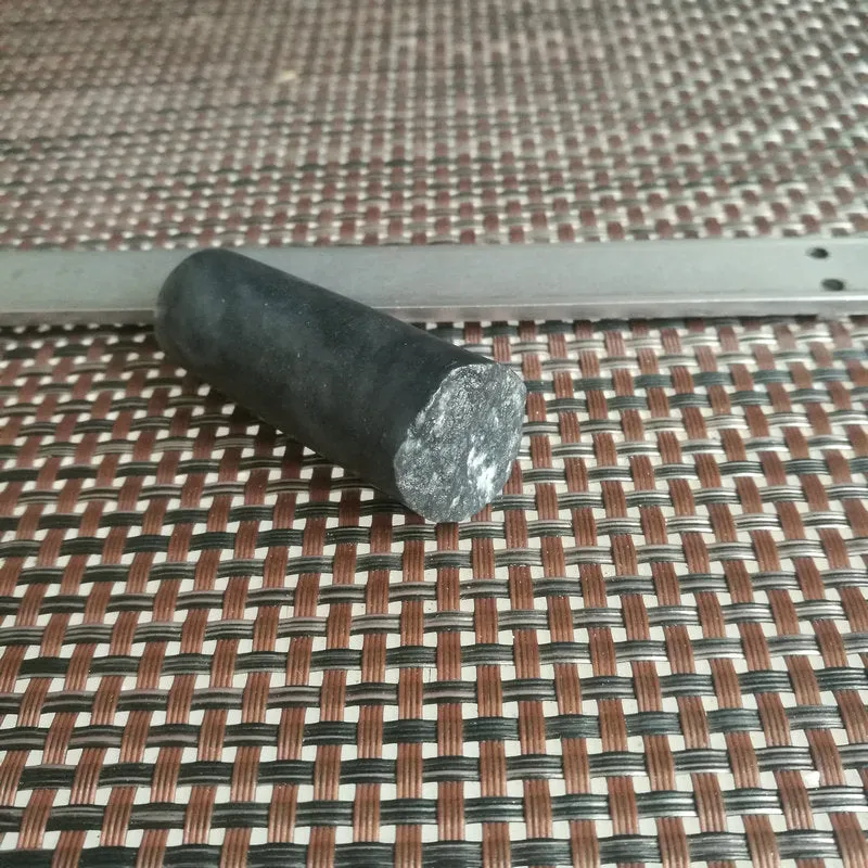 Natural Hetian Jade Rough Nephrite Raw (40g, 4.7X1.8cm)