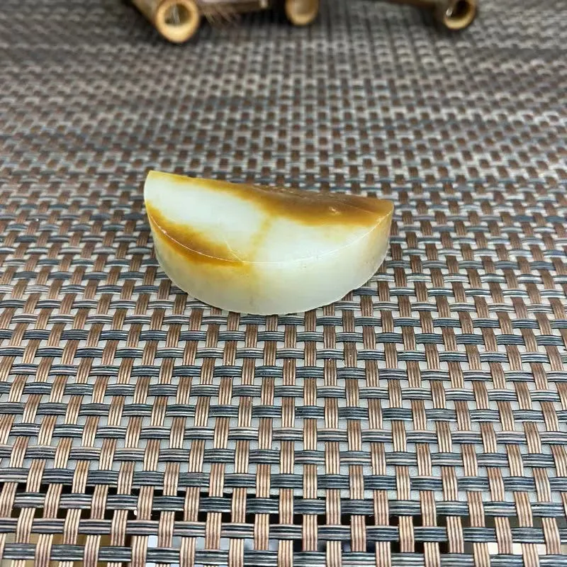 Natural Hetian Jade Rough Nephrite Raw (62g,5.6X3.4X1.4cm)