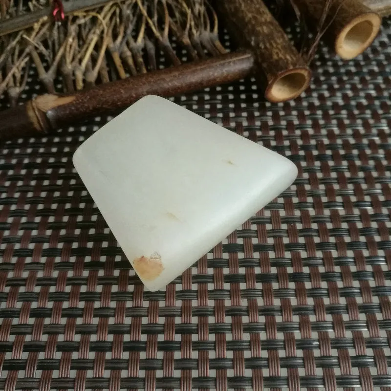 Natural Hetian Jade Rough Nephrite Raw (82g, 5X3.5X3cm)