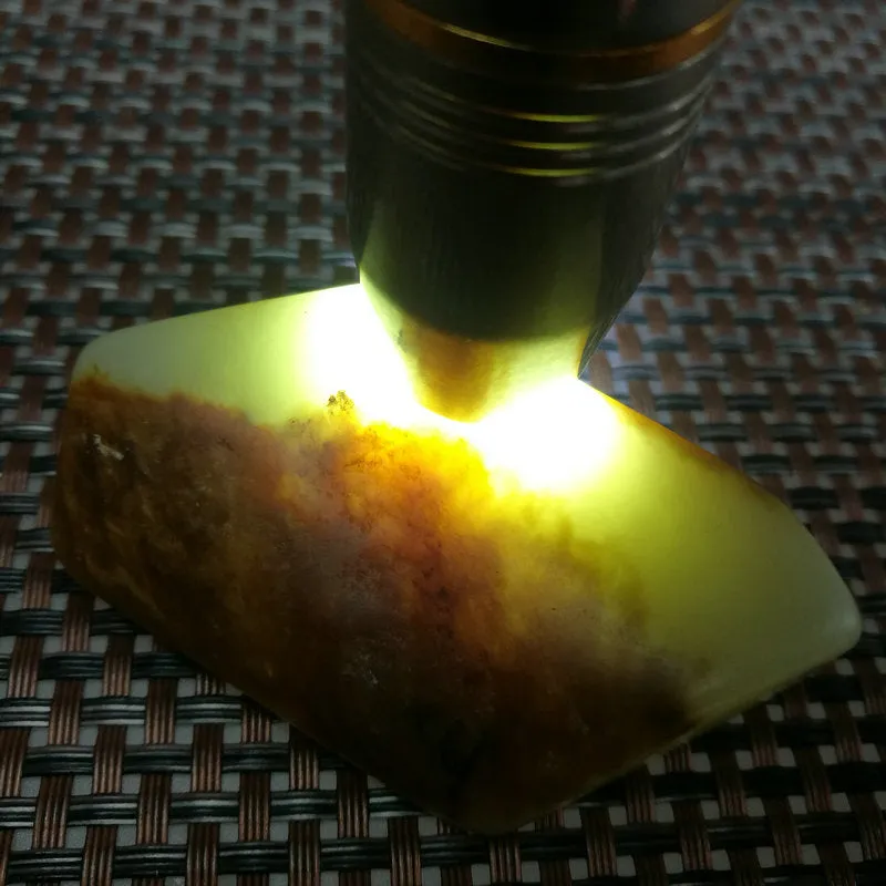 Natural Hetian Jade Rough Nephrite Raw (91g,7X4X1.8cm)
