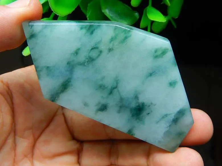 Natural Jade Jadeite Raw (39g, 77X40X5mm)