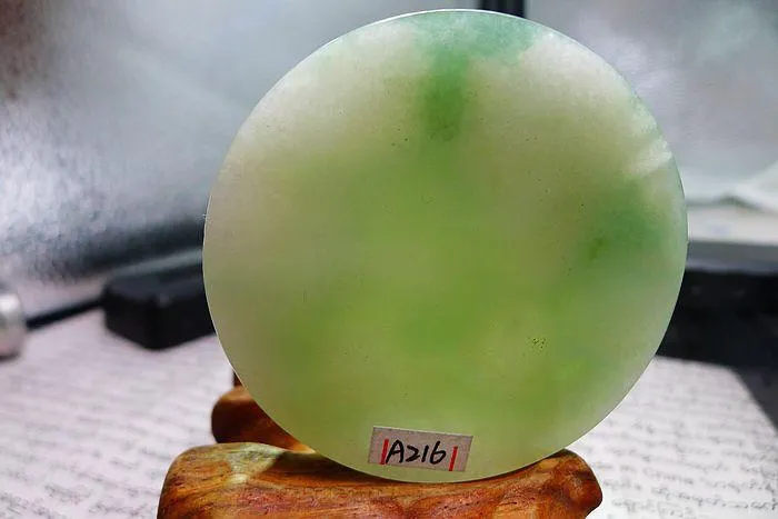 Natural Jade Rough Jadeite Raw (110g,5.4X1.4cm)