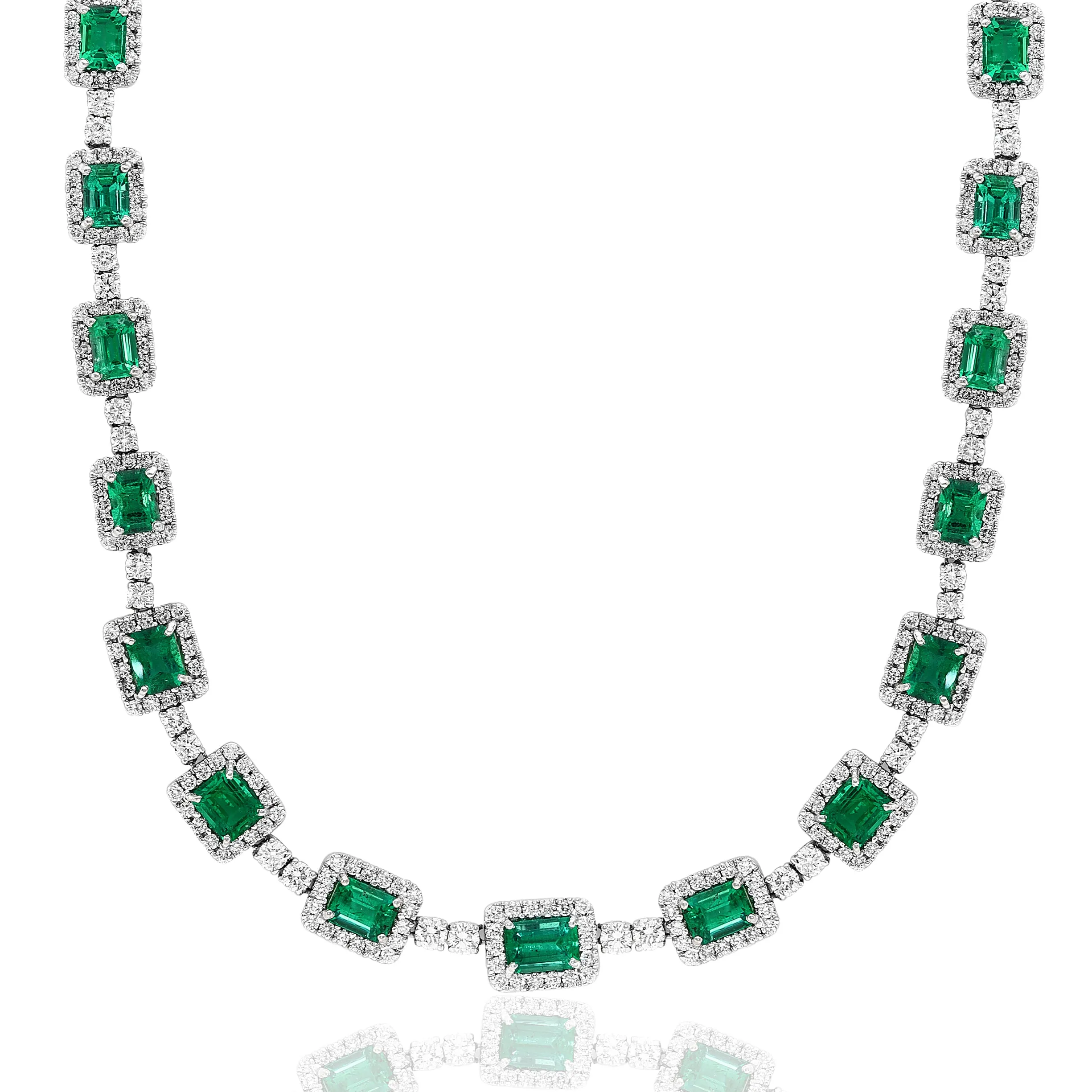 PLATINUM EMERALD-CUT EMERALD DIAMOND TENNIS NECKLACE