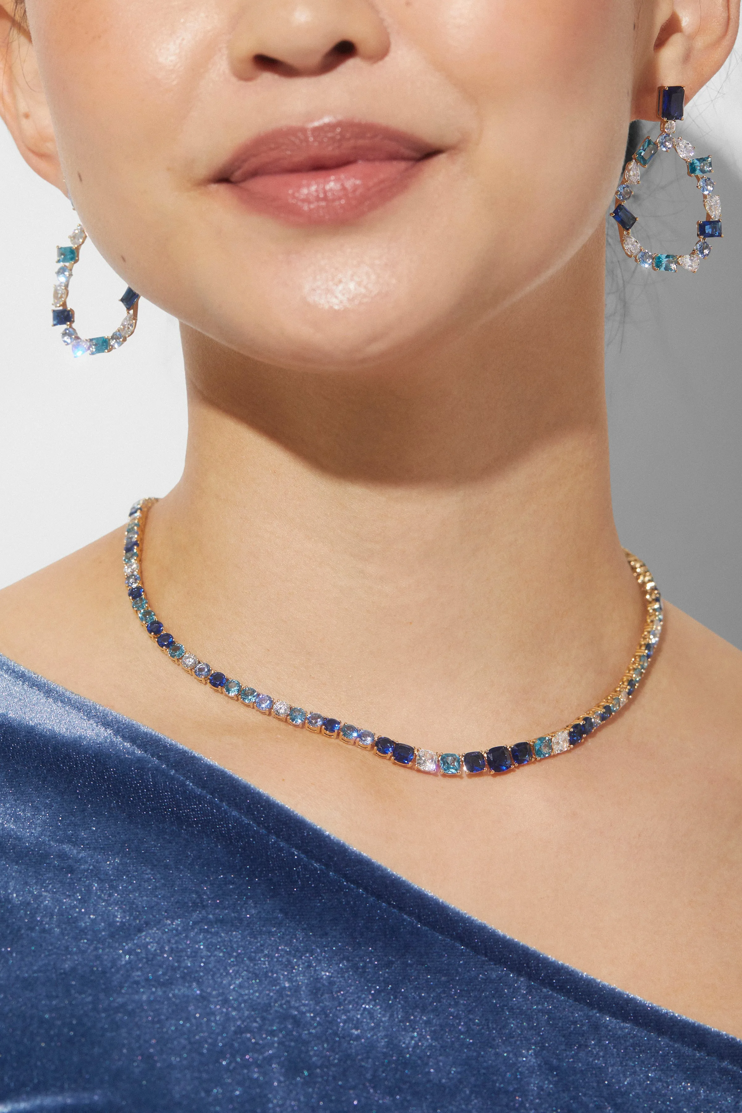 ROCKSTARS BLUE MIXED STONE COLLAR NECKLACE