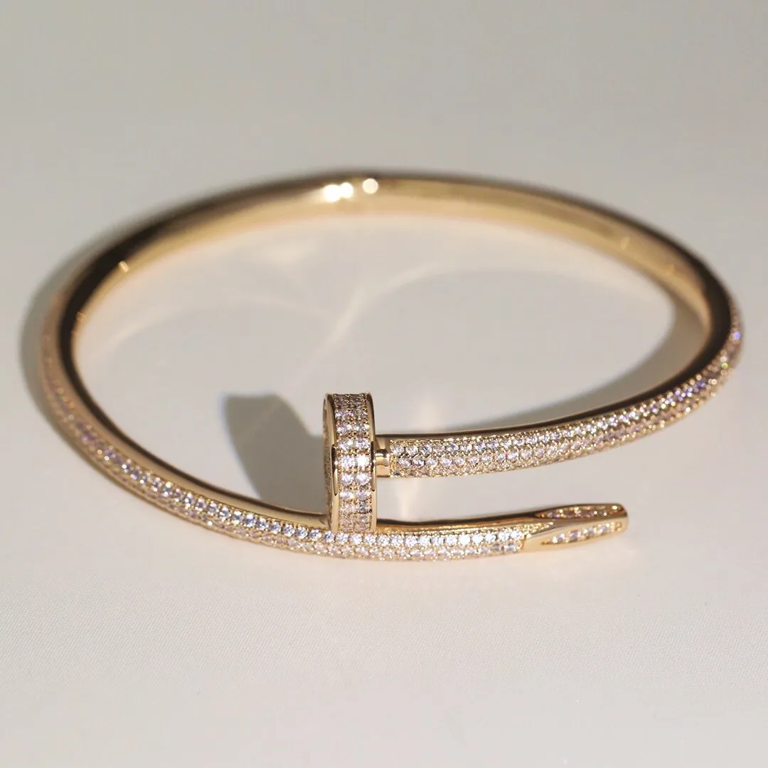 Round Brilliant Diamond Bracelet