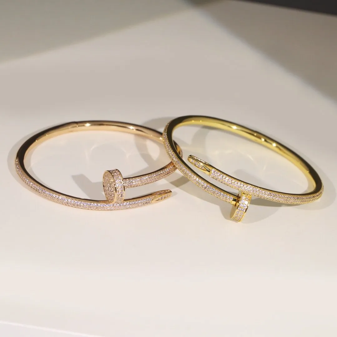 Round Brilliant Diamond Bracelet