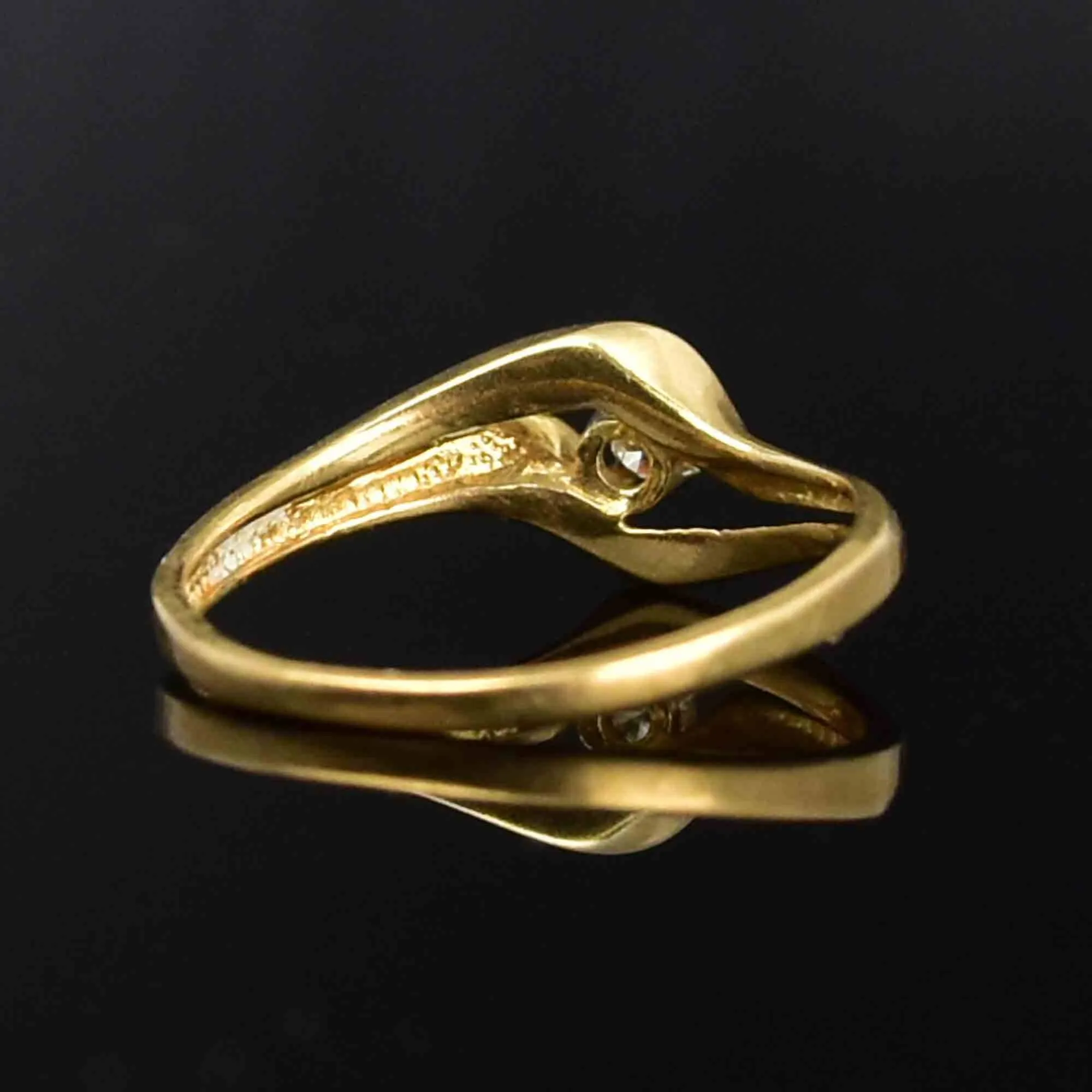 Vintage 10K Gold Diamond Solitaire Ring Sz 5.5
