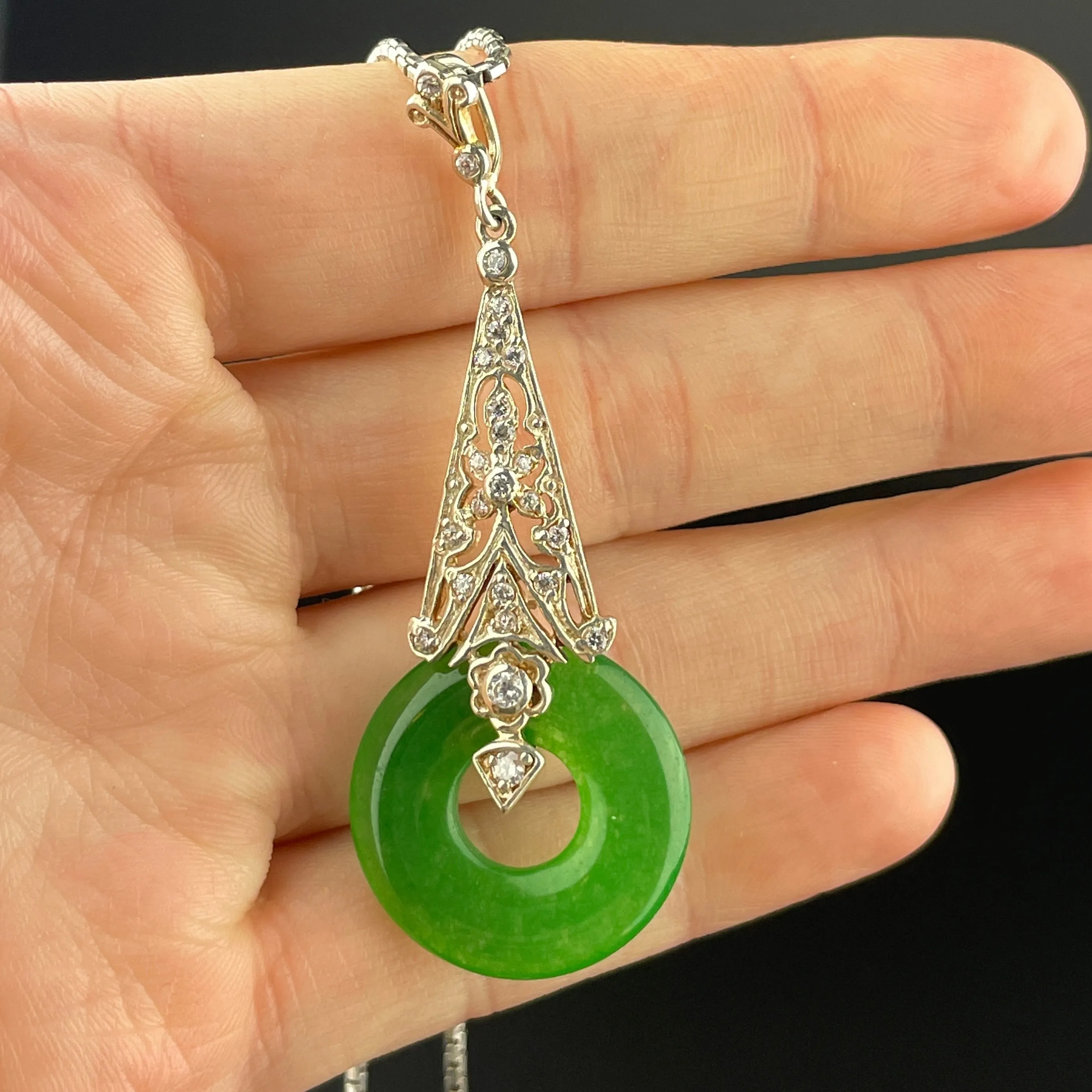 Vintage Art Deco Style Jade Silver Filigree Pendant Necklace